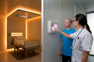 The patient can choose the ambient experience in the room